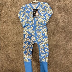 NWT Bonds Zip Wondersuit Size 12-18 Months